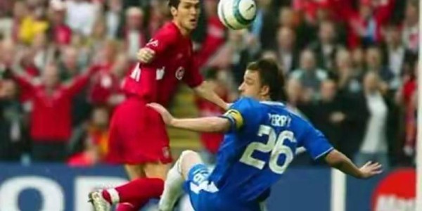 600万镑捡漏!巴萨弃将2次打服穆帅,这“幽灵球”凭啥成经典?