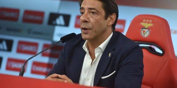 欧冠2球领先被逆转!葡超豪门宣布换帅穆里尼奥成热门人选