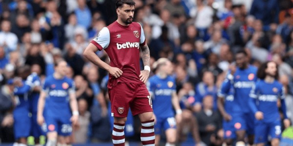 罗马诺权威辟谣：曼联无意引进帕奎塔，冬窗转会市场风向解析