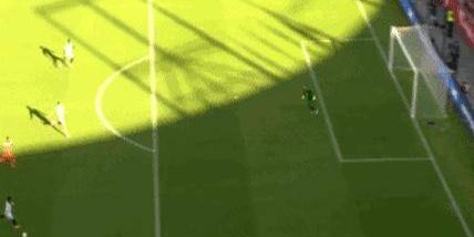 随着巴萨1-4爆冷+皇马笑纳!西甲最新积分榜马竞掉队1